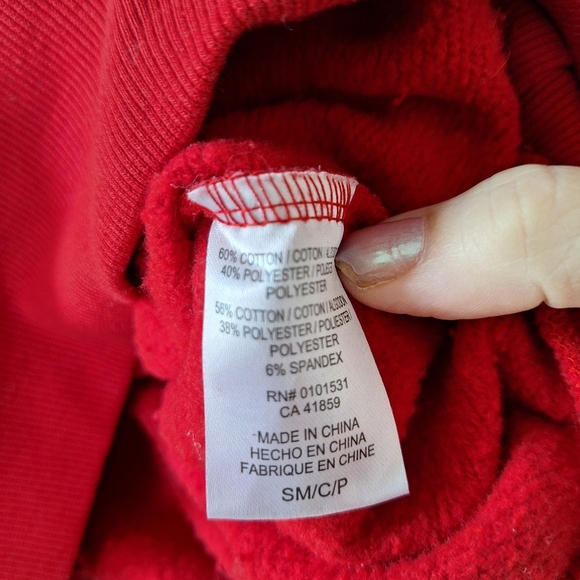 Strawberry Shortcake Womens Oversized Graphic Print Red Sweatshirt Size S/M - Picture 5 of 6
